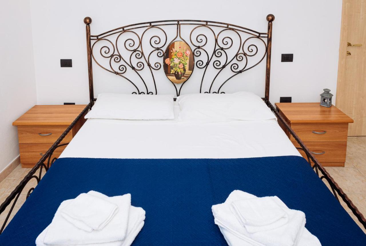 Casa Vacanze Maestrale - By Faendho Порто-Торрес Экстерьер фото