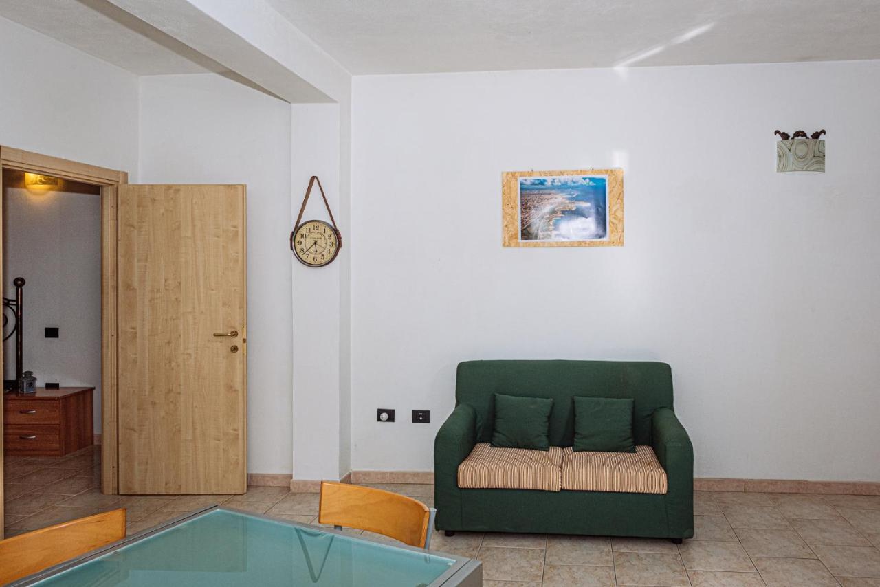 Casa Vacanze Maestrale - By Faendho Порто-Торрес Экстерьер фото