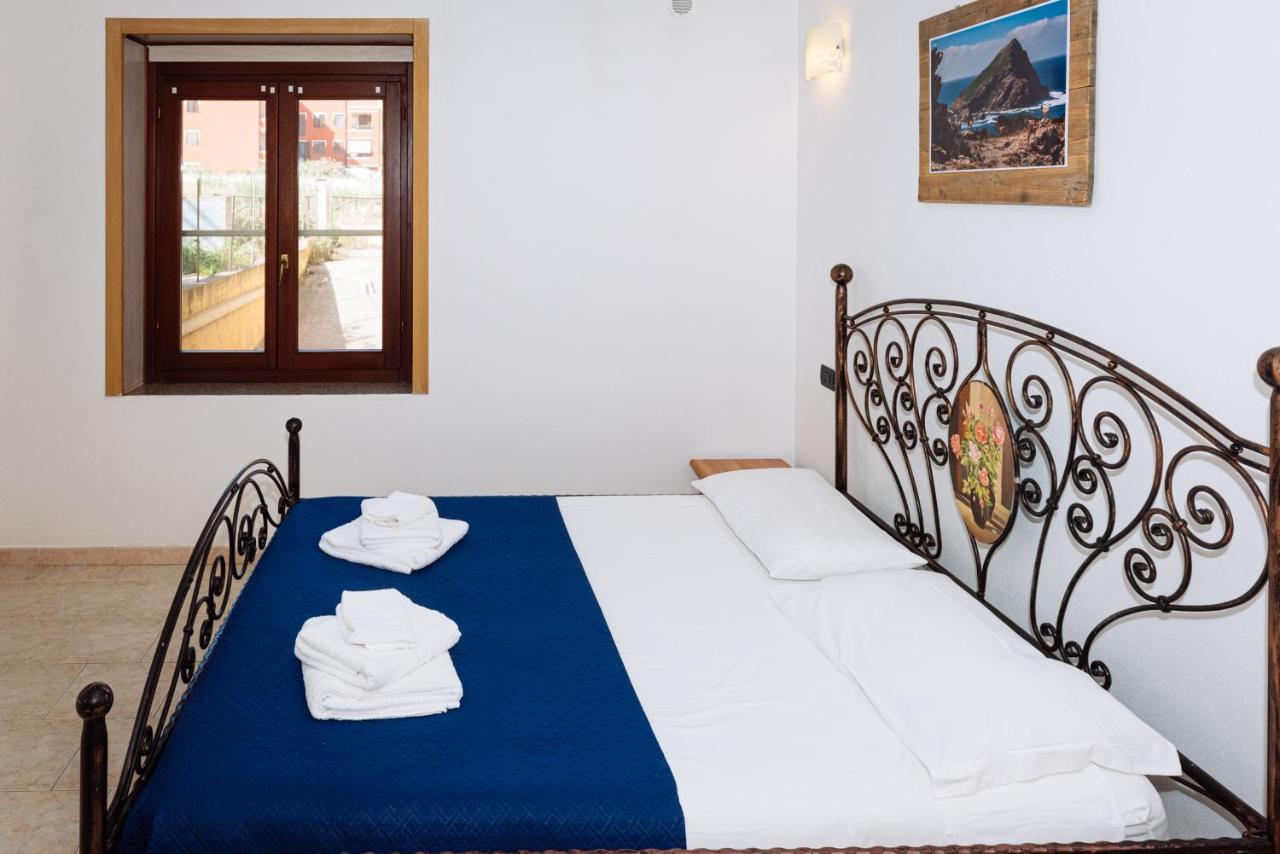 Casa Vacanze Maestrale - By Faendho Порто-Торрес Экстерьер фото